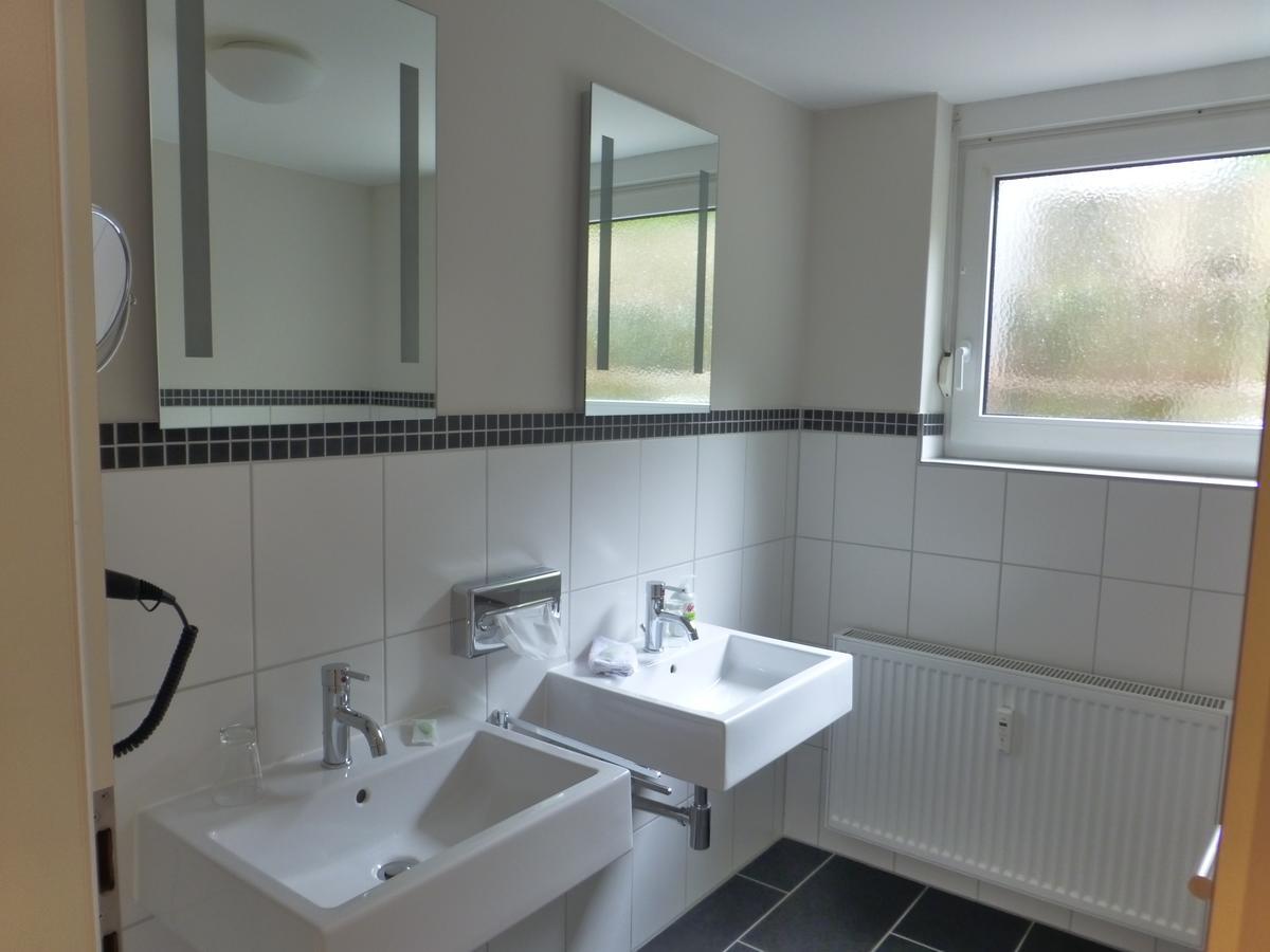 Villa Waldfrieden - Design Trifft Budget Annweiler am Trifels Dış mekan fotoğraf